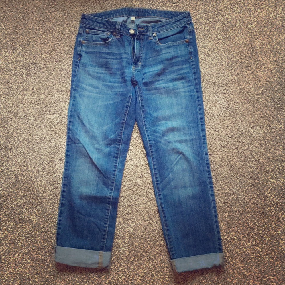 Jennifer Lopez boyfriend crop jeans size 2